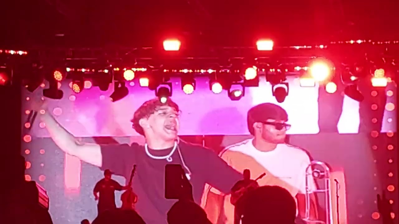 Xavi En Concierto En Vivo #xavi #parral #chihuahuafanclub 