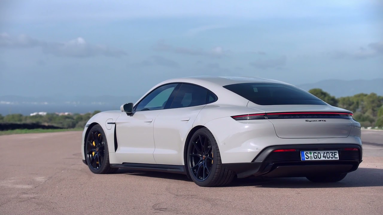 The new Porsche Taycan GTS Design in Crayon Grey