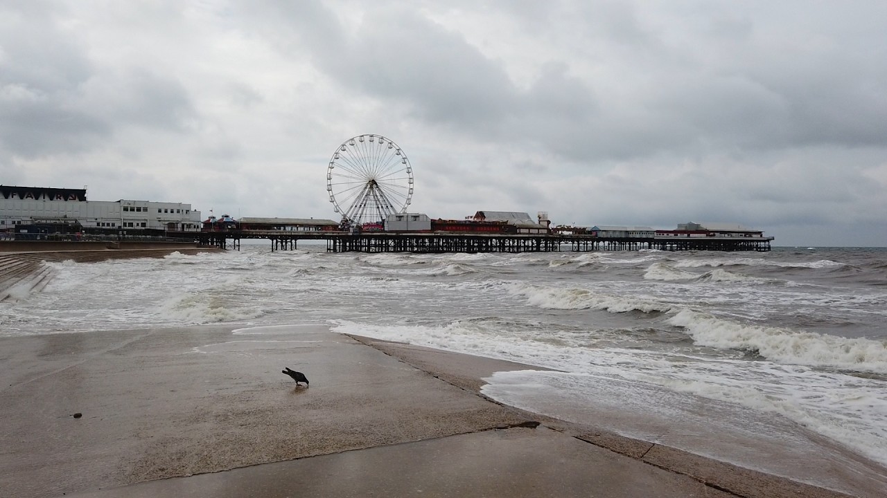 Blackpool friday walk  weather update 24 hrs on, rough seas   seafront walk , town centre shops area
