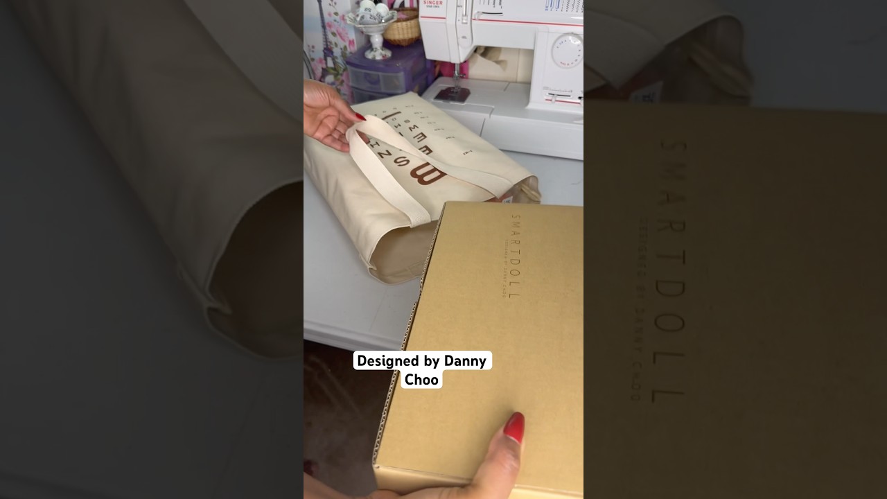 Unboxing my first Smart doll from Japan! #smartdoll #smartdolls #dollunboxing