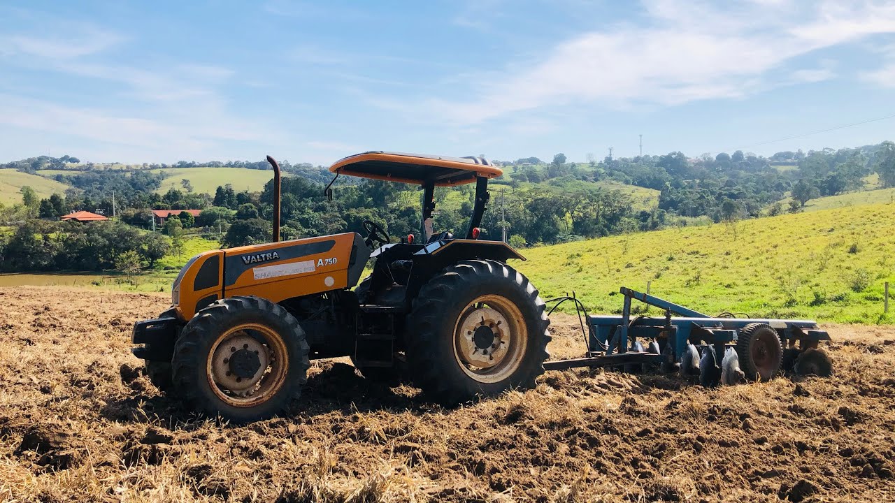 VALTRA A750 NA SEGUNDA M&Atilde;O DE GRADE NA TERRA DE PIMENT&Atilde;O - EP02