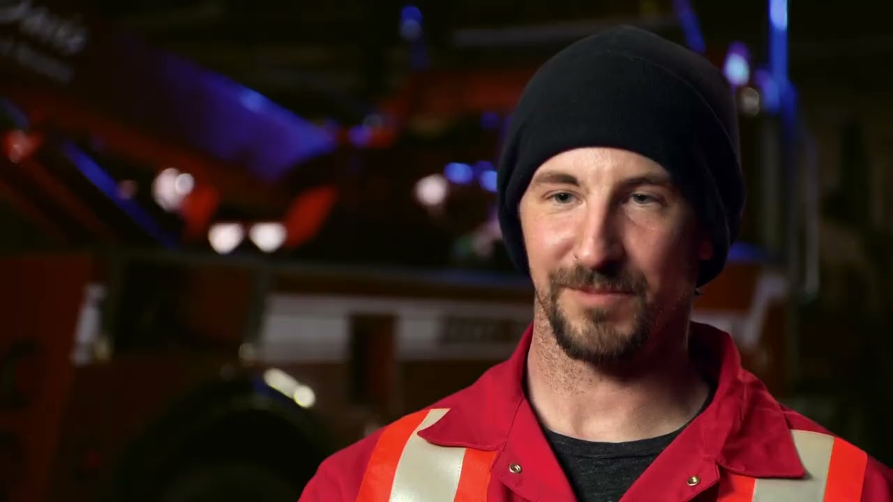 Loaded Super B and Convoy Trap Rookie Driver | Highway Thru Hell
