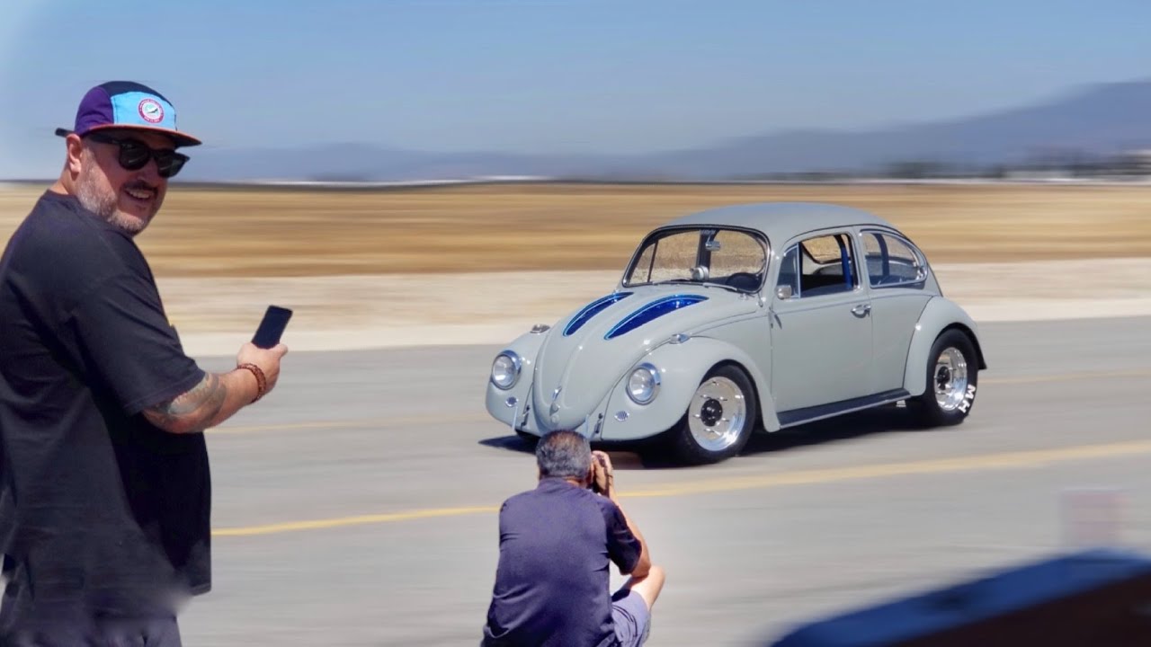 Alex Aredondo just photograph the 1967 VW Cal-look for Hotvws magazine. June 2021