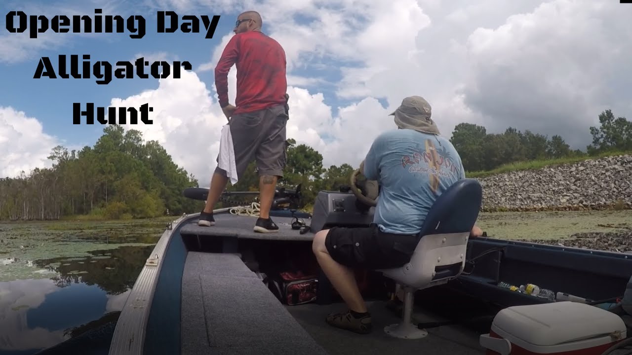 Alligator Hunting on Lake Moultrie in Cross, South Carolina