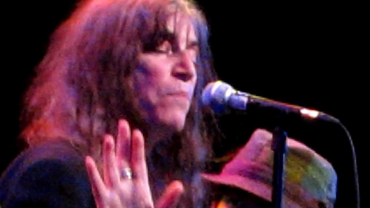 Patt Smith - It's a Dream (2013)