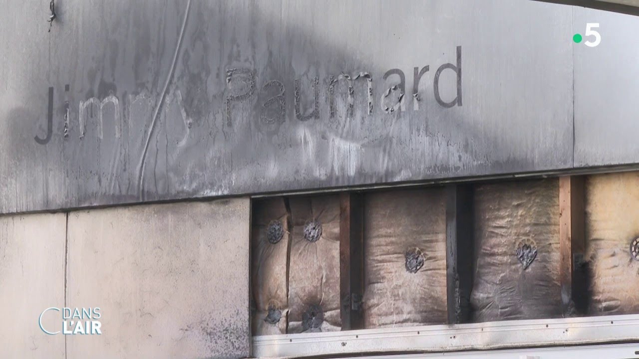 Laval, six mois après les émeutes... - Reportage #cdanslair 16.01.2024