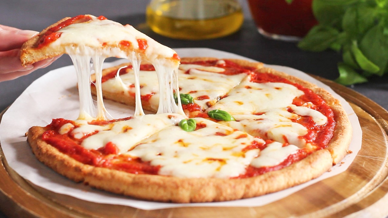 High Protein Cottage Cheese Pizza | Keto, No Flour Pizza Crust
