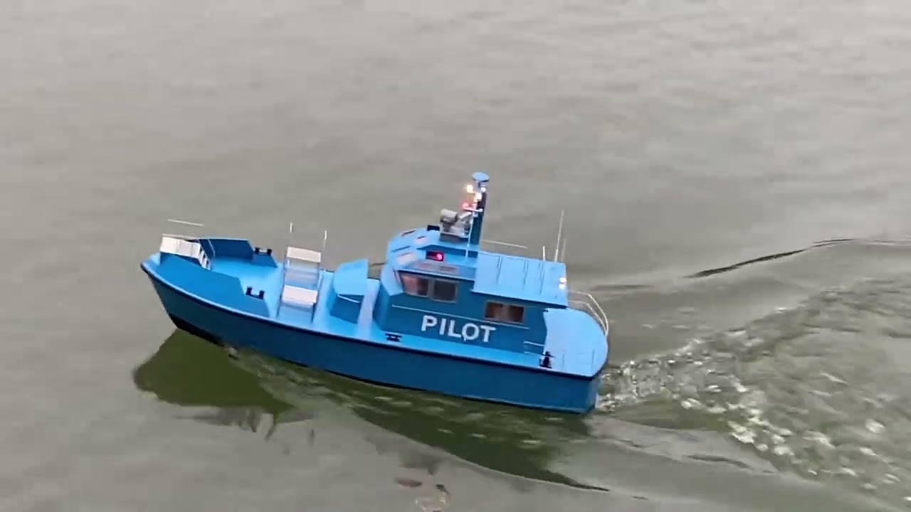 Maiden run of the Aeronaut Pilot boat