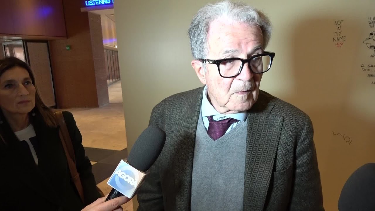 Ventotene, litigio tra Prodi e giornalista: 