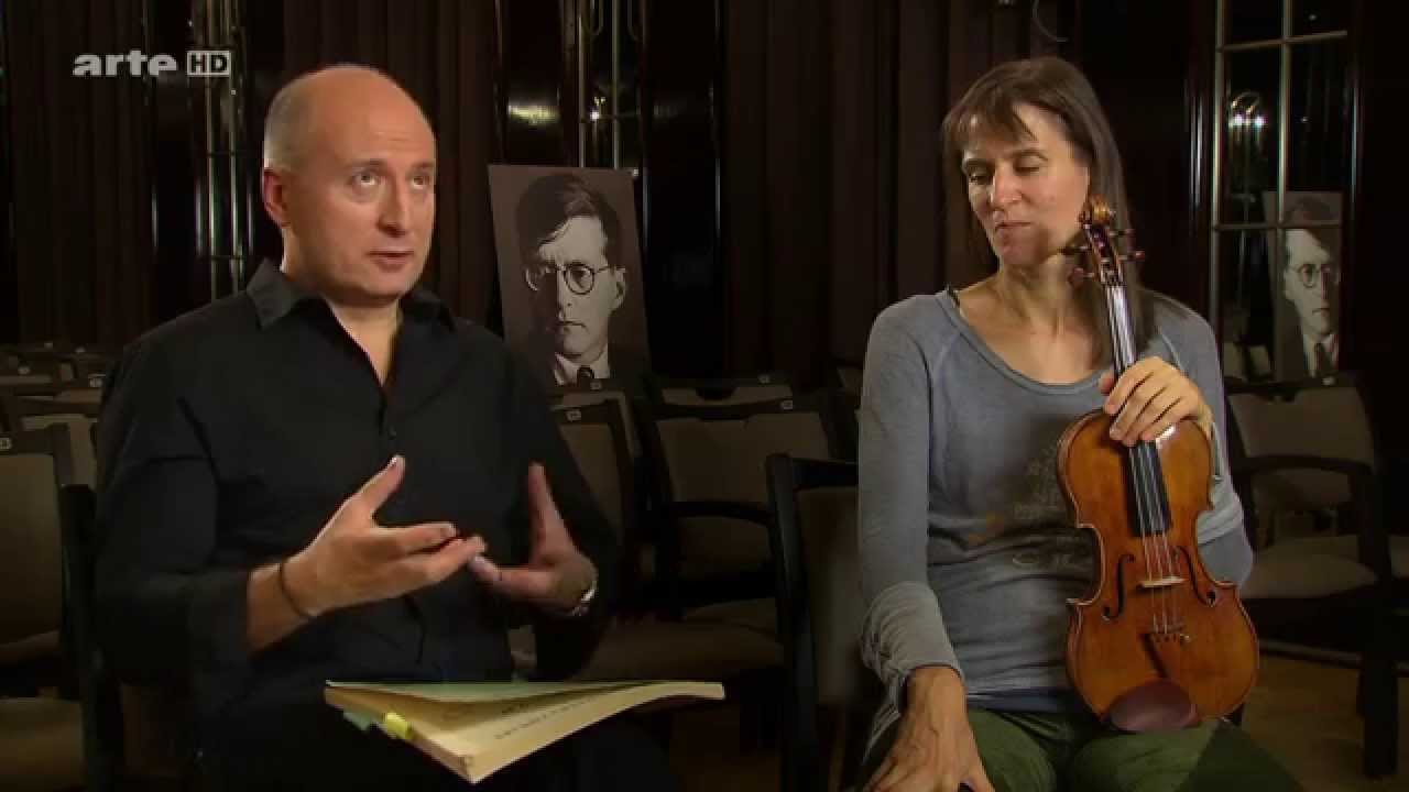 Viktoria Mullova performs Dmitri Shostakovich's Violin Concerto No. 1