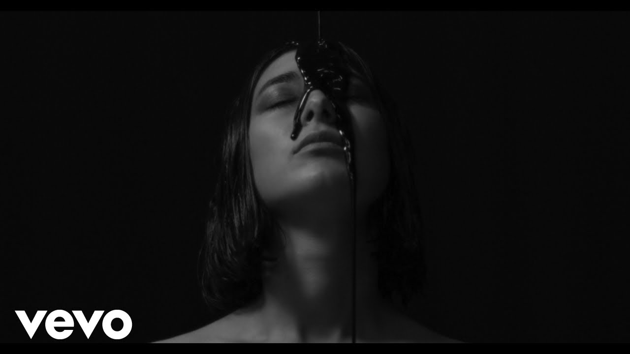 ELIF - SCHWARZ (Official Video)