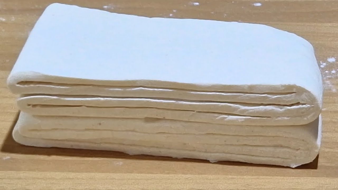 وصفة العجينة  المورقة/خفيفة  بزاف  مقرمشة  /la  pâte feuilletée 