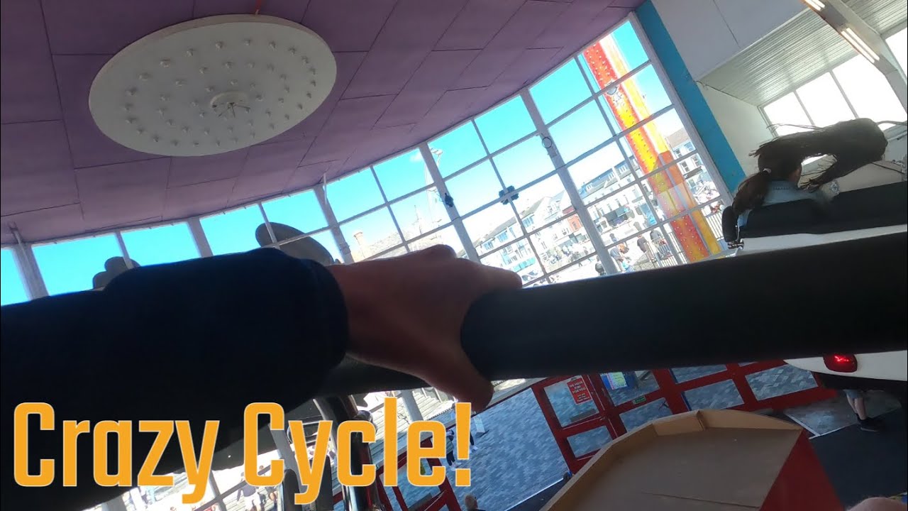 Crazy Frog- (Amanda Goss And Ann O'Connor) onride Curry's Fun Park Portrush September 2022