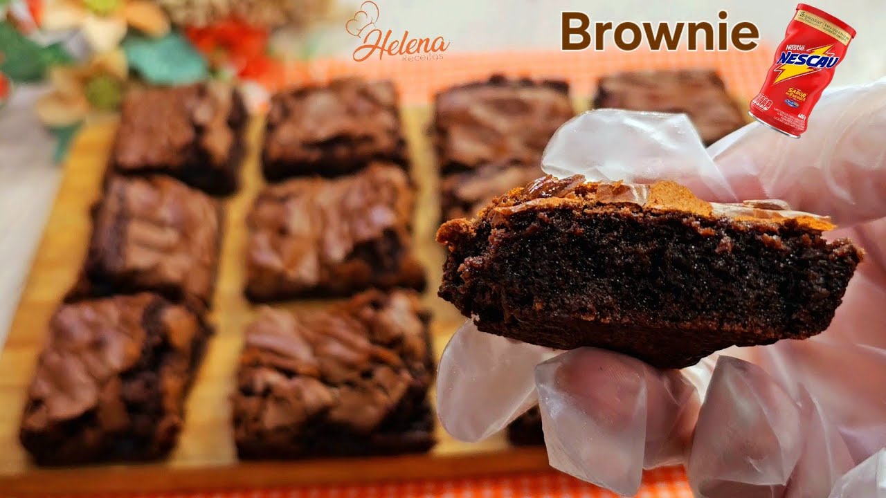 COMO FAZER BROWNIE DE NESCAU - Molhadinho - ECONÔMICO - CASQUINHA PERFEITA - Helena Receitas