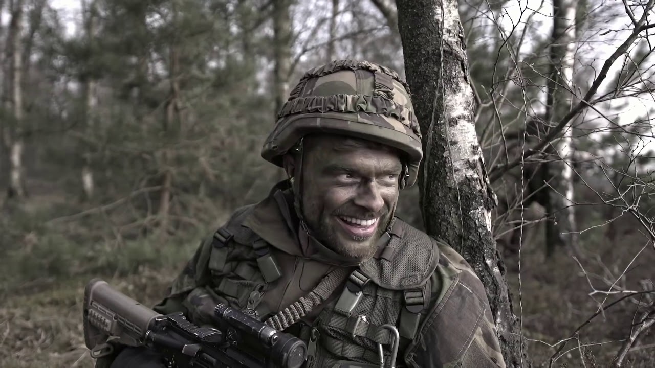 UNTRAINED ON A MISSION #03 RIJK EN NIELS ONDER VUUR bij de PANTSERGENIE GEMECHANISEERDE BRIGADE