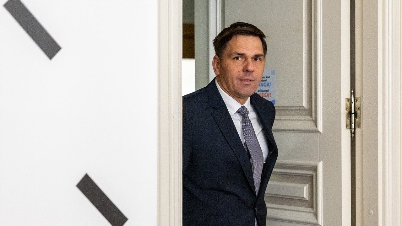 &bdquo;Nauja diena&ldquo;. Ar Adomavičius &ndash; mįslingoji antilopė tarp kandidatų į ministrus?