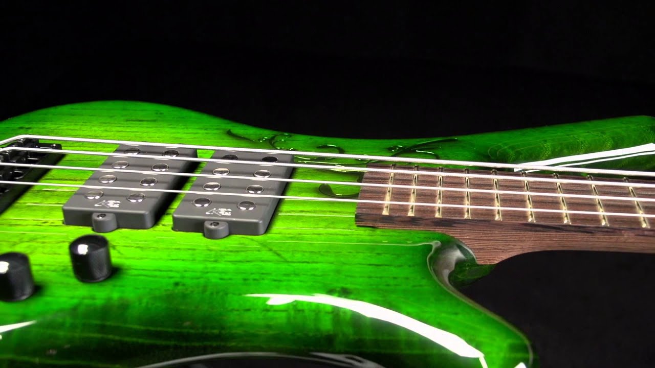 Warwick Custom Shop - Corvette $$ in Emeraude Green