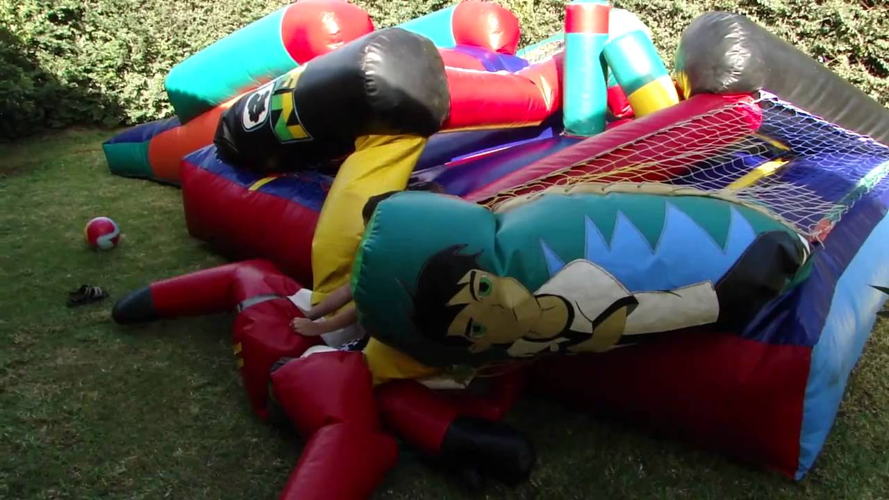 Ben10 inflable con Kimi .