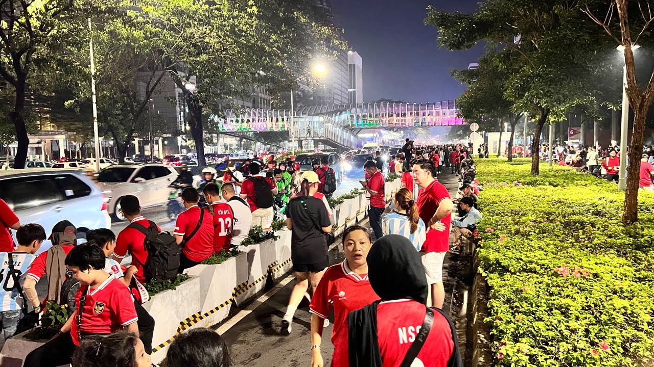 Sudirman Central Busines District Night Walking | SCBD Jakarta Indonesia 🇮🇩