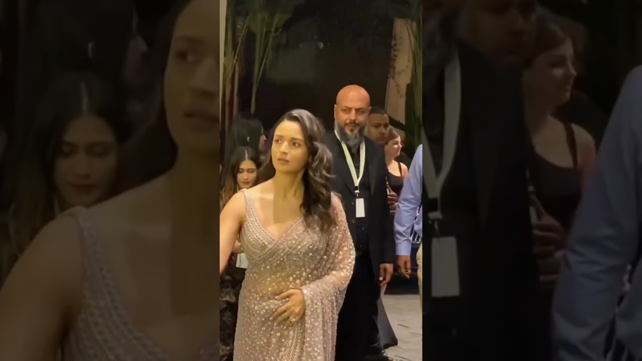 Alia Bhatt And Ayan Mukherjee During Sidharth Malhotra Kiara Advani Wedding Party Throwback