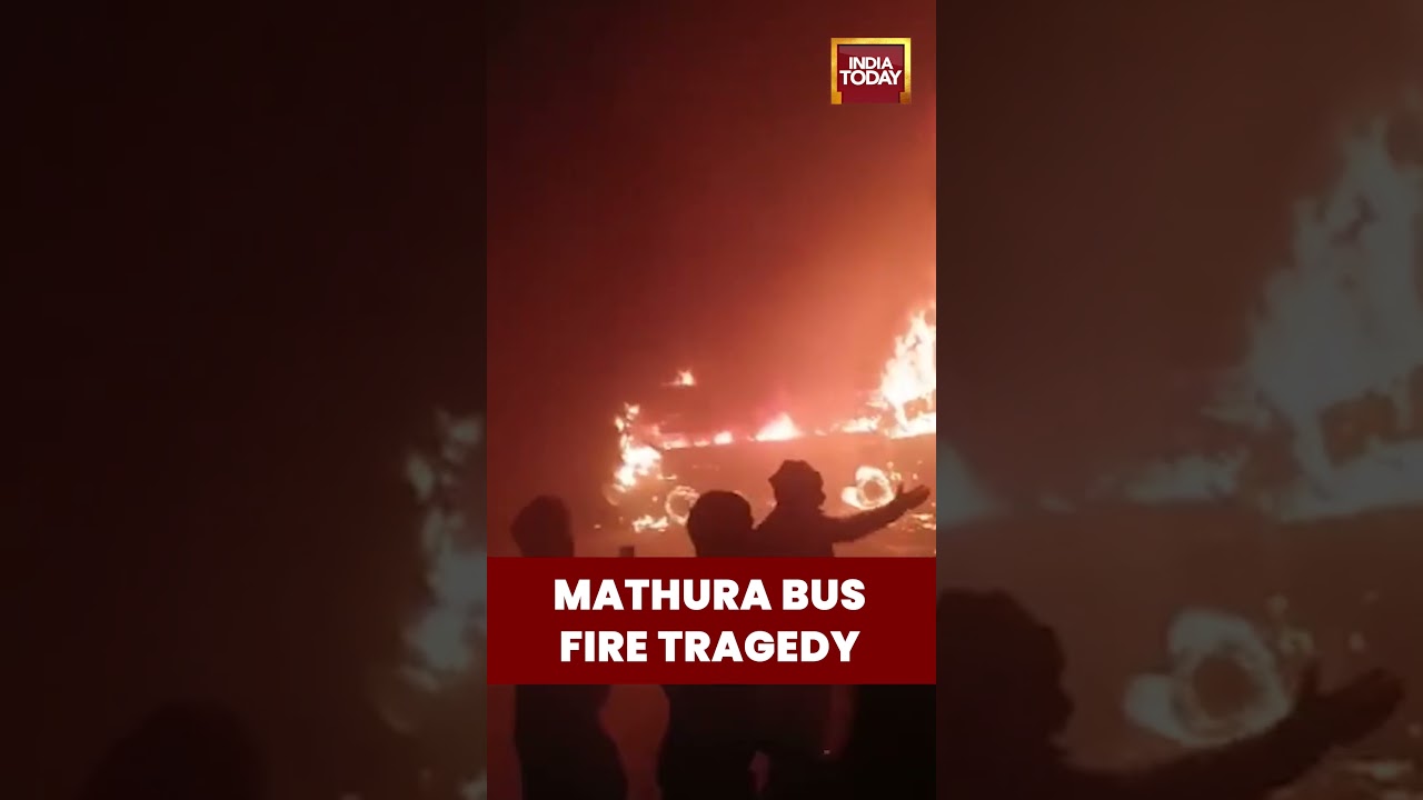 Multiple Buses Catch Fire on Delhi–Agra Expressway Near 