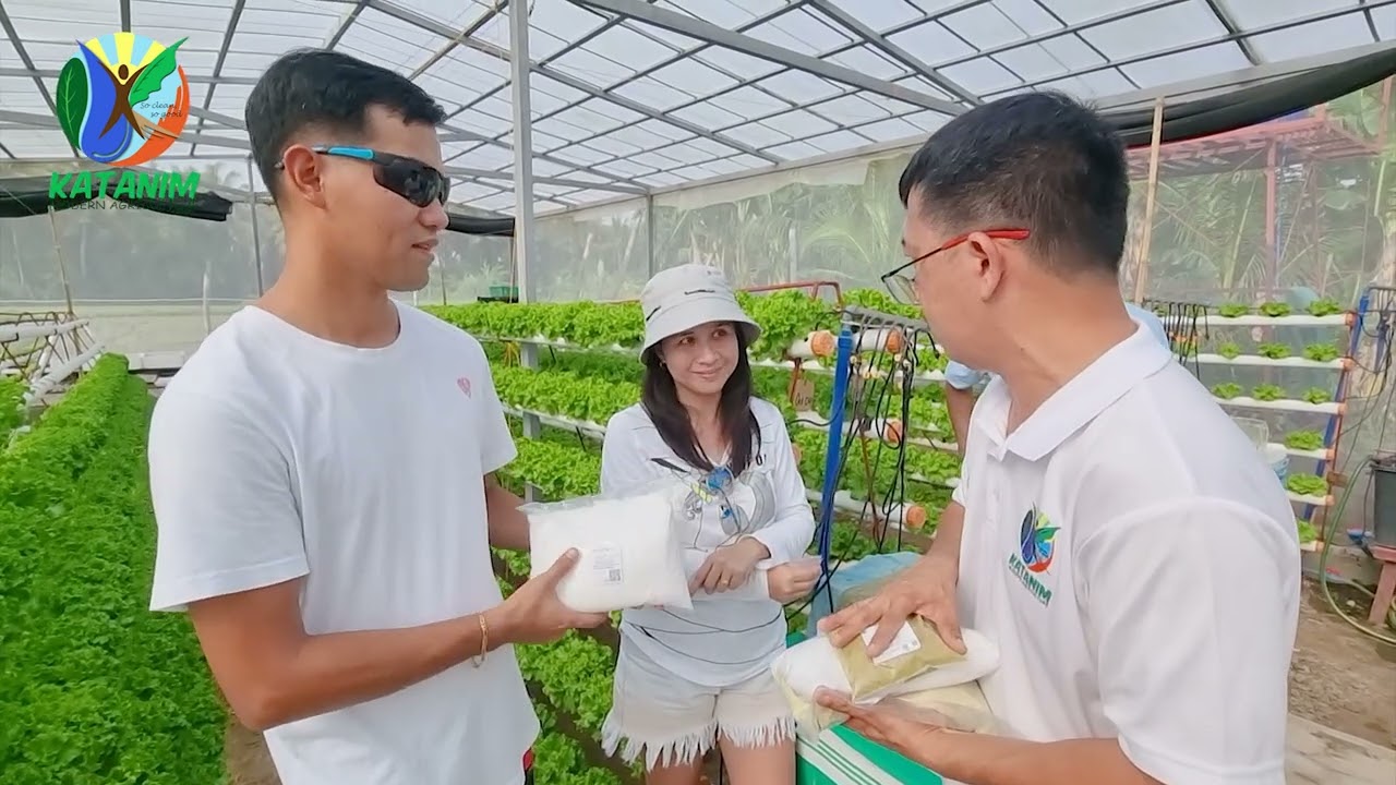 From Sea to Soilless Cultivation: A seamans Journey into Hydroponics and Family Farming