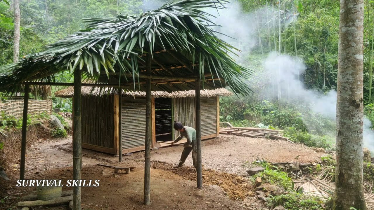 Survival skills, being chased by wild animals, quickly finding shelter, adventure in the jungle