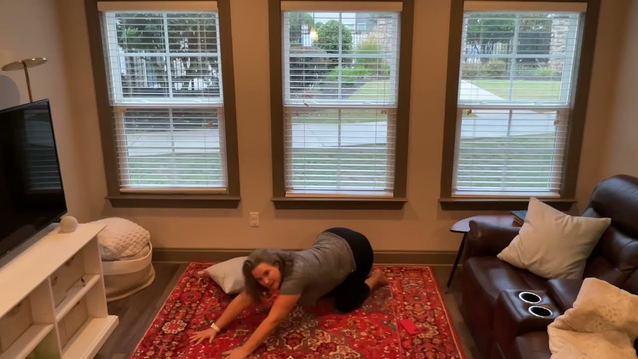 Senior Myofascial Yoga Flow!