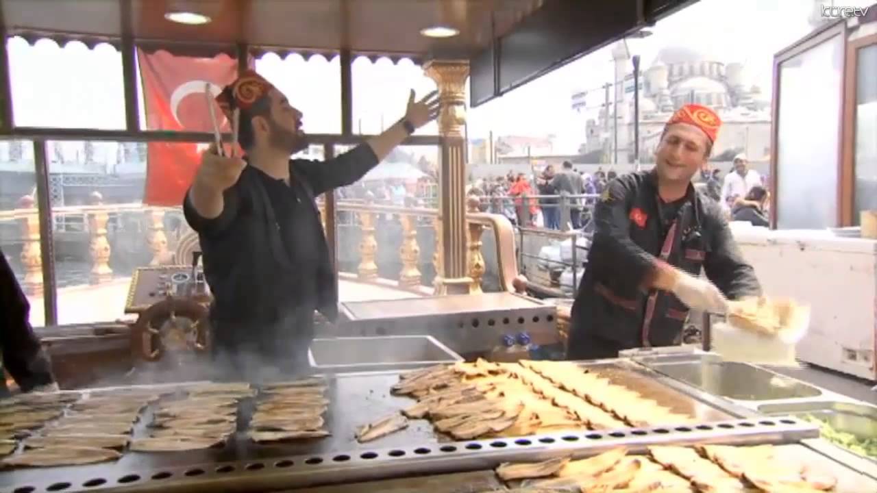 Tarihi Eminönü Balık Ekmek (Davetsiz Misafir Turgay Başyayla Eminönü Ziyareti)