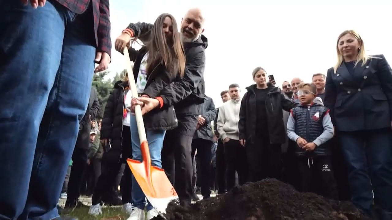 Kryeministri Edi Rama -🌹BULQIZË - #VetëmPërpara➡️ me FESTIME MJESHTRIN dhe Partinë Socialiste🗳️