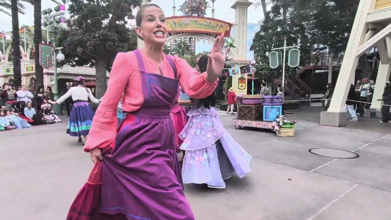 Encanto Show Nov. 2025 Disneyland Christmas season 