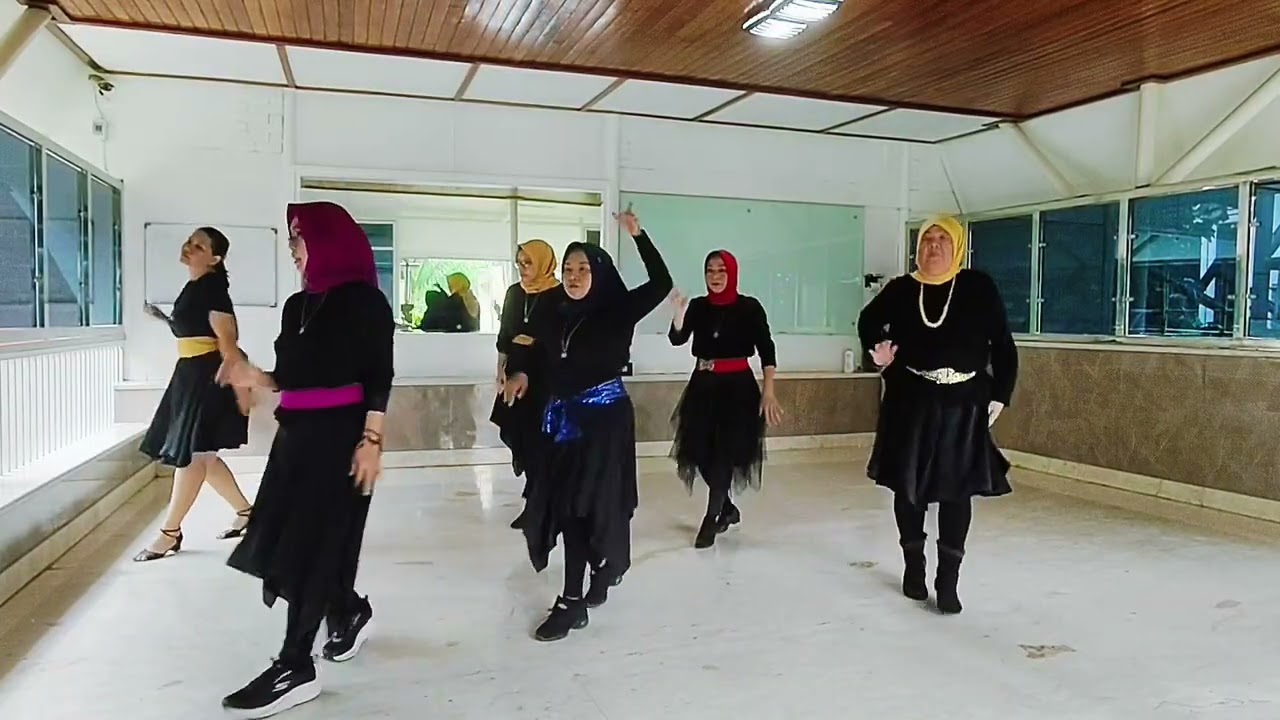 What If - line dance,   Chor. Maggie Gallagher (UK) 