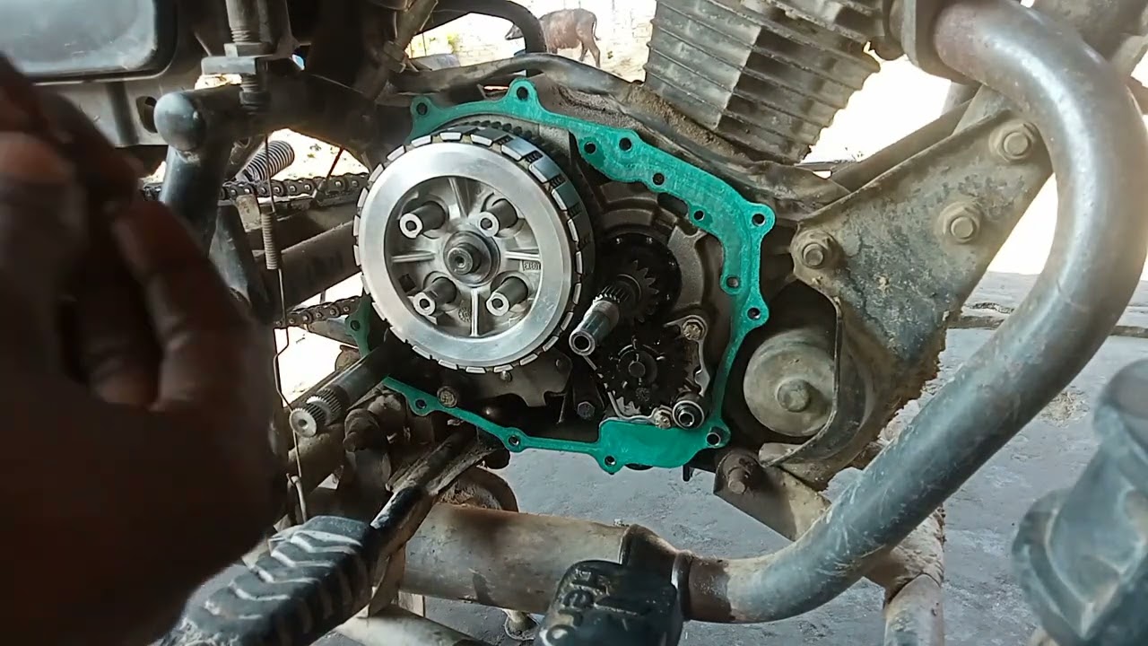 Honda dream Yuga BS4# bike ki clutch plate kaise dalte hain#@VIPIN kumar