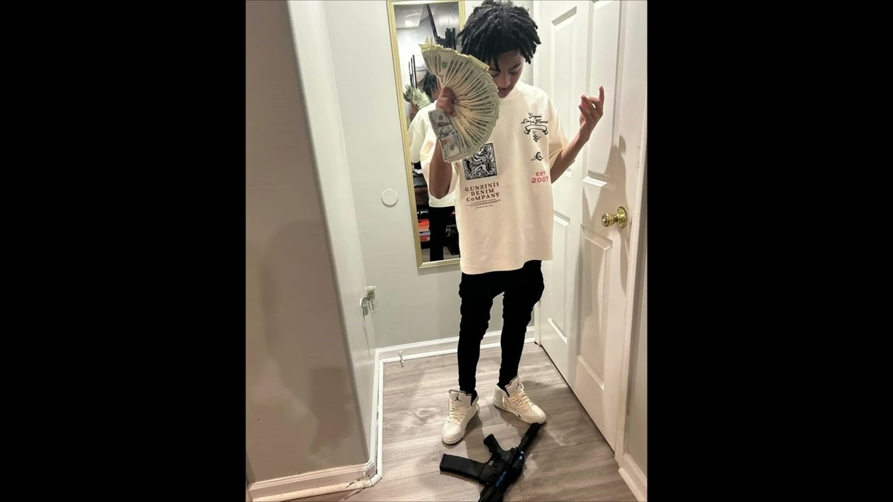 [FREE] Vonoff1700 Sample Type Beat - That Ain't My Hoe  (HARD)