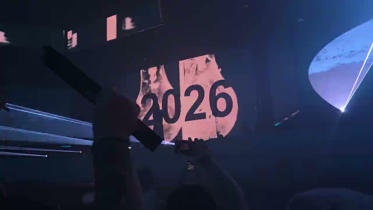 Porter Robinson set incomplete stitches videos(lights all night 2025)