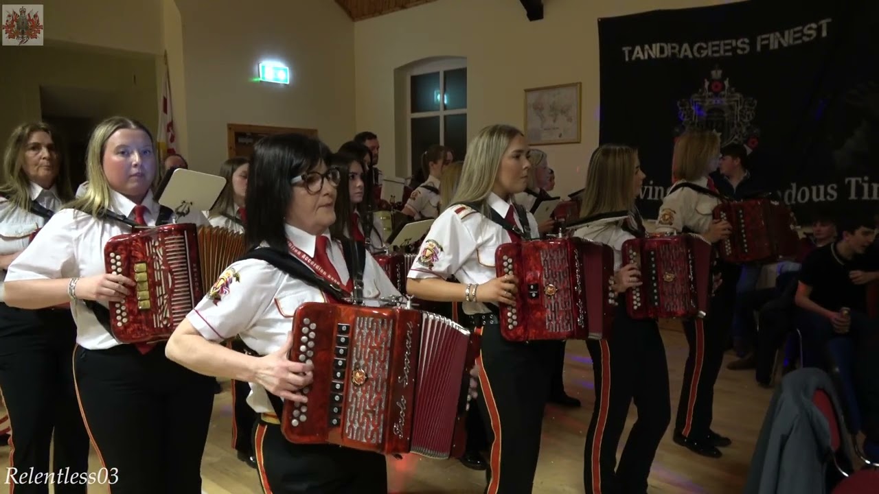 Mavemacullen Accordion (No.7) @ Cargans Memorial 