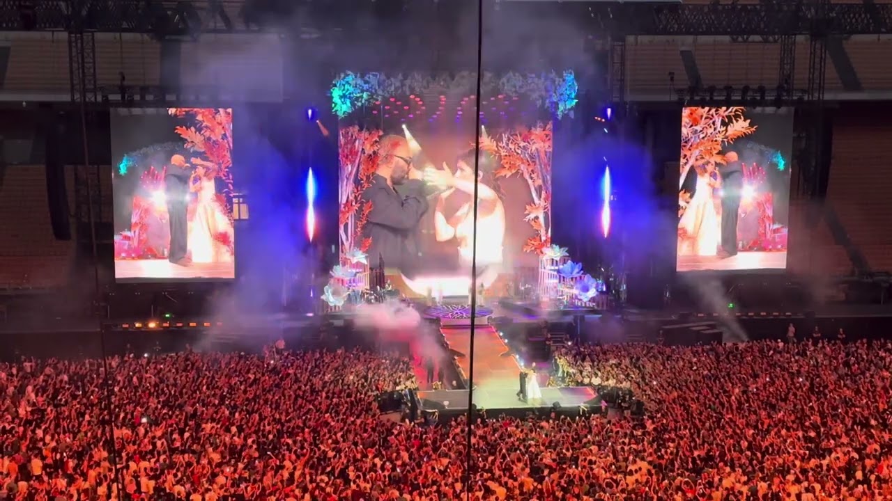 Ti vorrei sollevare Elisa fera Giuliano Sangiorgi a san siro  2025 @elisatoffoli @negramaro
