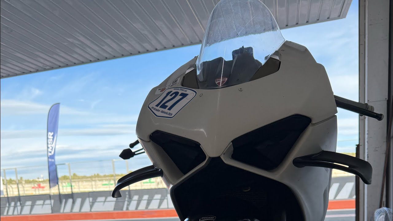 Circuito valencia cheste Ricardo tormo 1.42 panigale v4 on board