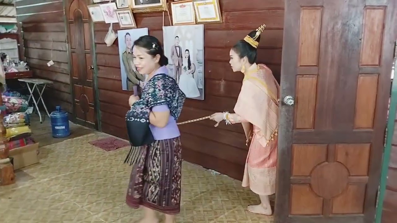 ep2: ງານແຕ່ງ ບ່າວໄຕເມີ້ຍກັບສາວໄຕຊຳ (ບ່າວຕຳຫຼວດ vs ສາວຕຳຫຼວດ) ມອບສິນສອດຄ່າດອງ ເຂົ້າພ້ອມ 50ລ້ານ ຄຳ 1 ບ