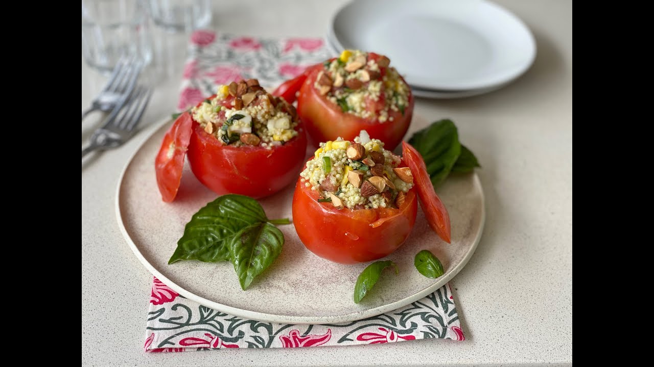 TOMATES RELLENOS VEGETARIANOS