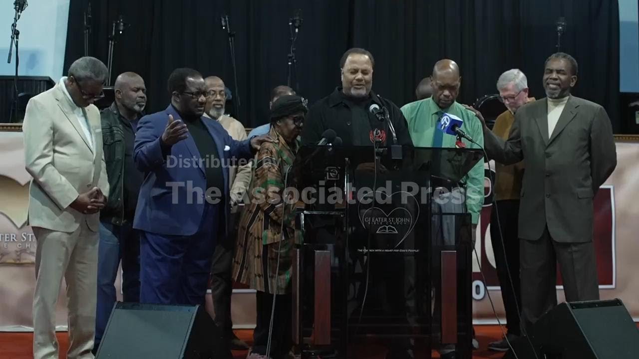 Chicago faith and community leaders hold a vigil and prayer for Rev. Jesse Jackson