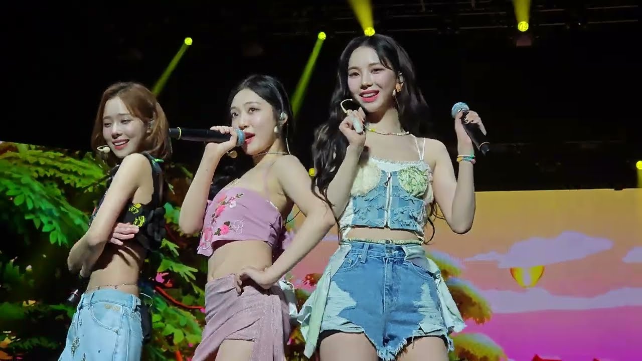 4K60 AESPA YEPPI YEPPI Front Row FANCAM LIVE TOUR 2023 SYNK HYPER LINE in LA - 230813