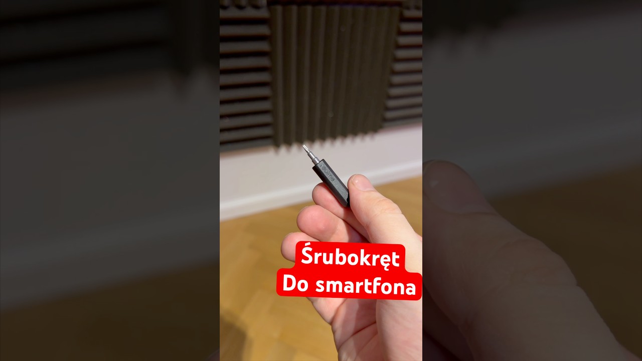 Sprzedają smartfon ze śrubokrętem
