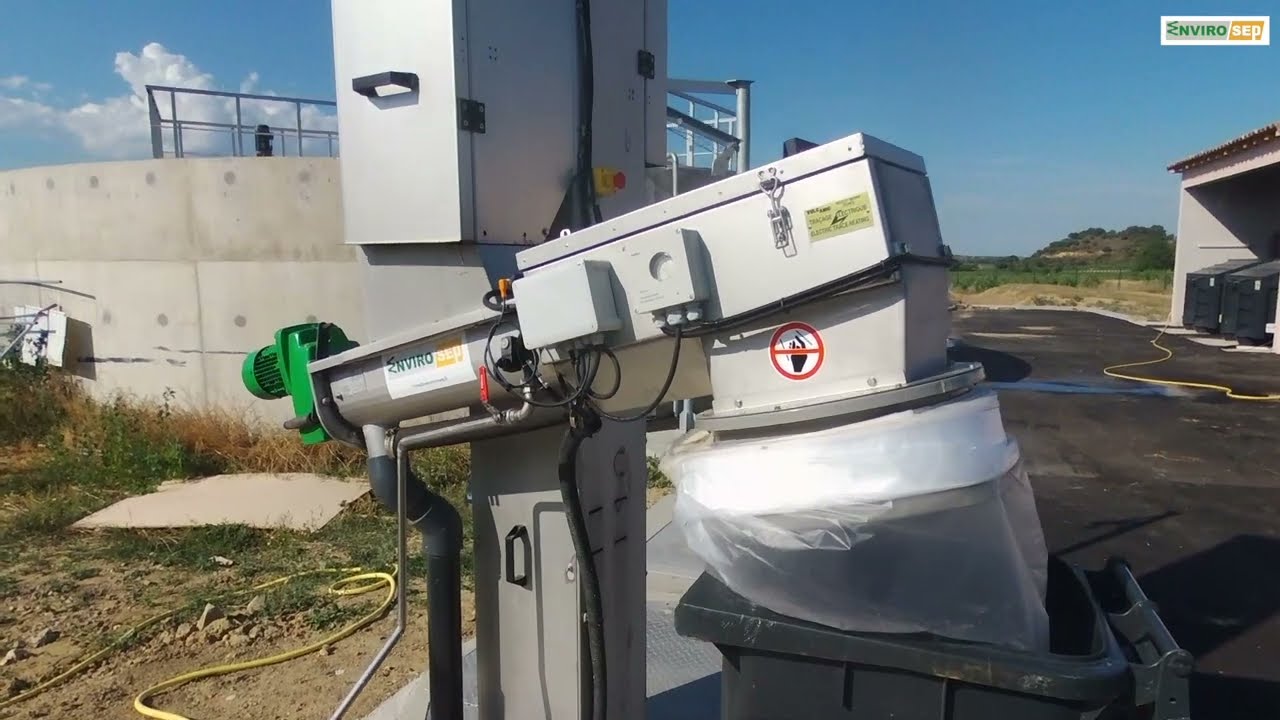 ENVIROSEP - Dégrilleur à sangle STRAPSEP avec compacteur à vis ENVIROPRESS - Effluent urbain