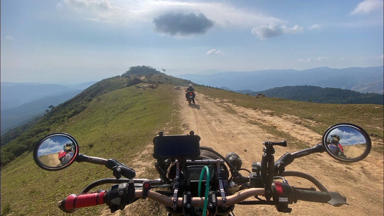 Doi Soi Dao / Doi Soi Ma Lai