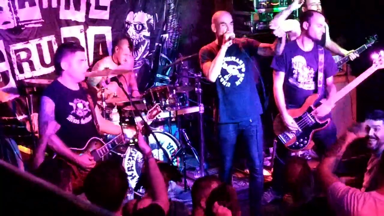 Karne Cruda - Amores Perros - Rock Beer The New Santander 15-10-2022