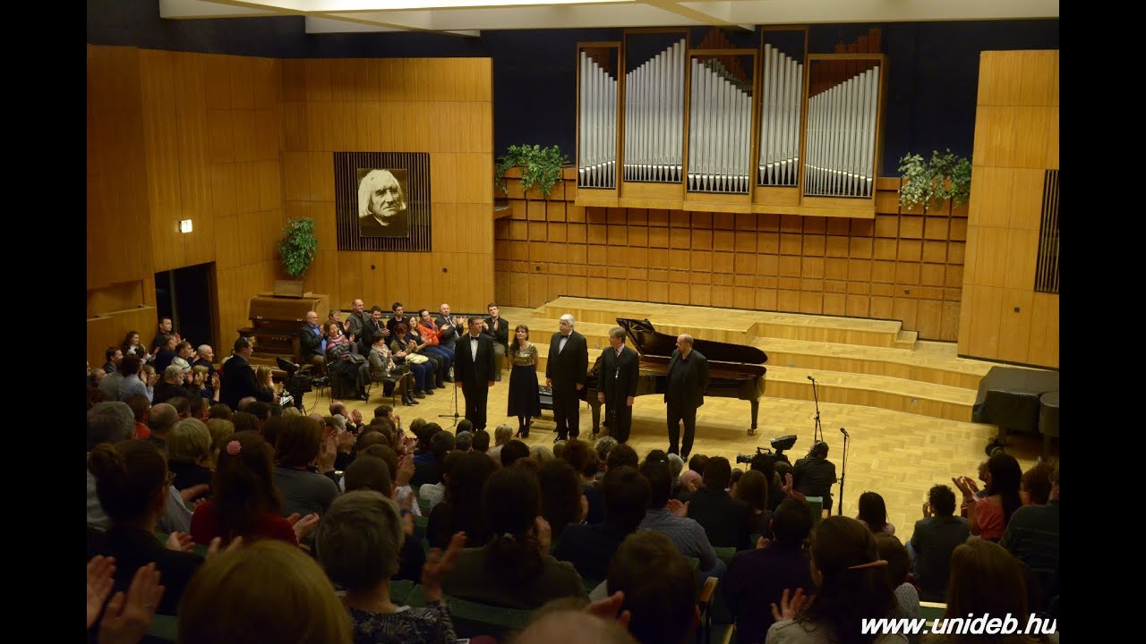 A hallgatás estéje