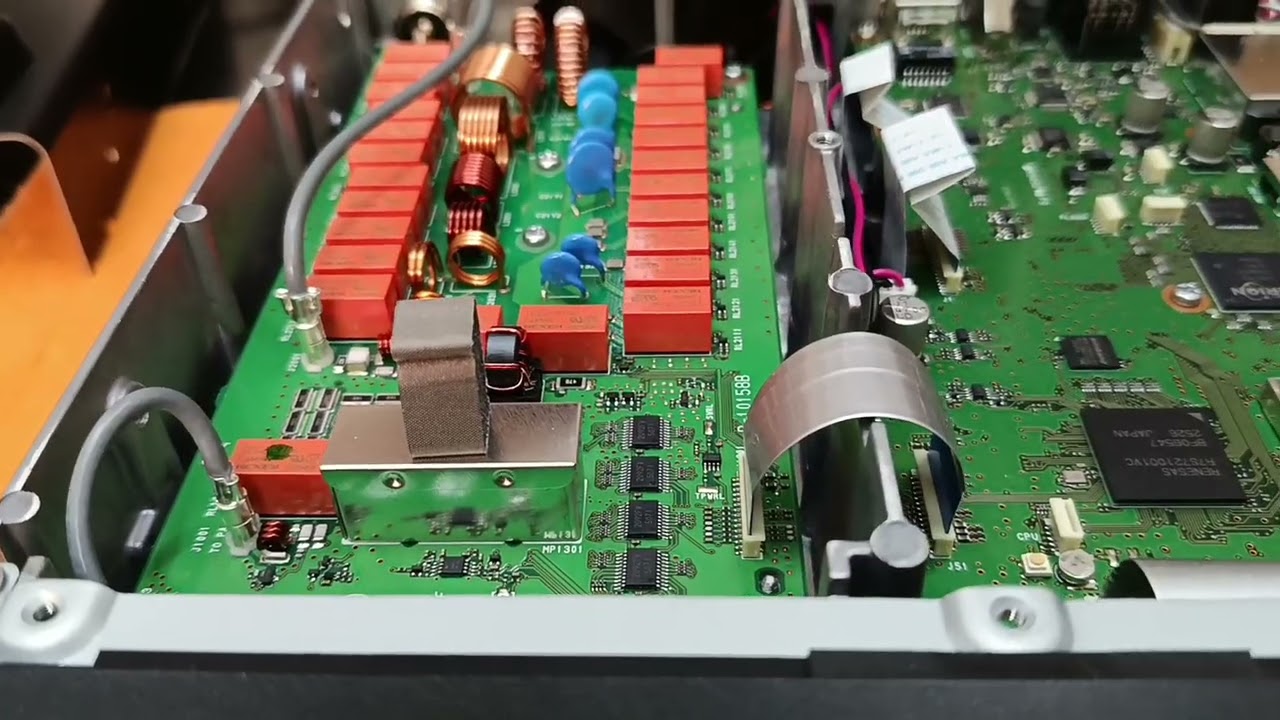 IC-7300MKII visão parcial interna.