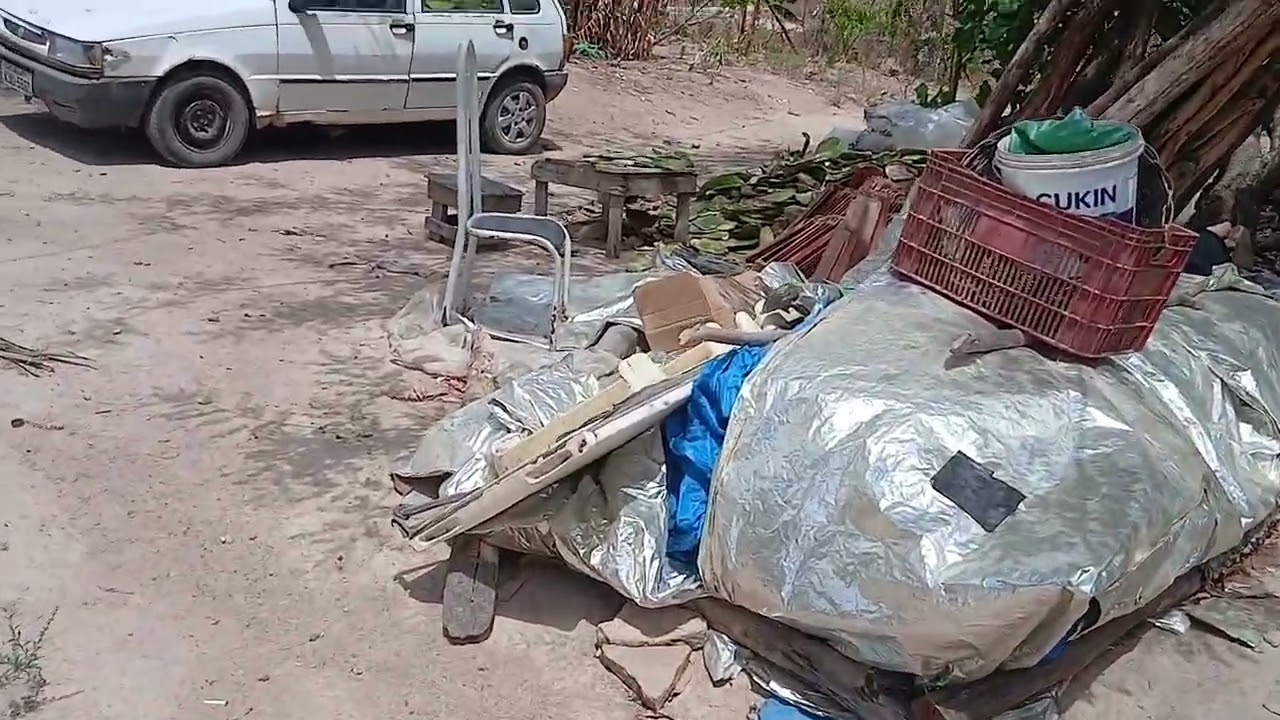 Primeiro vídeo do ano vida na Roça mostra a seca no sítio!!!