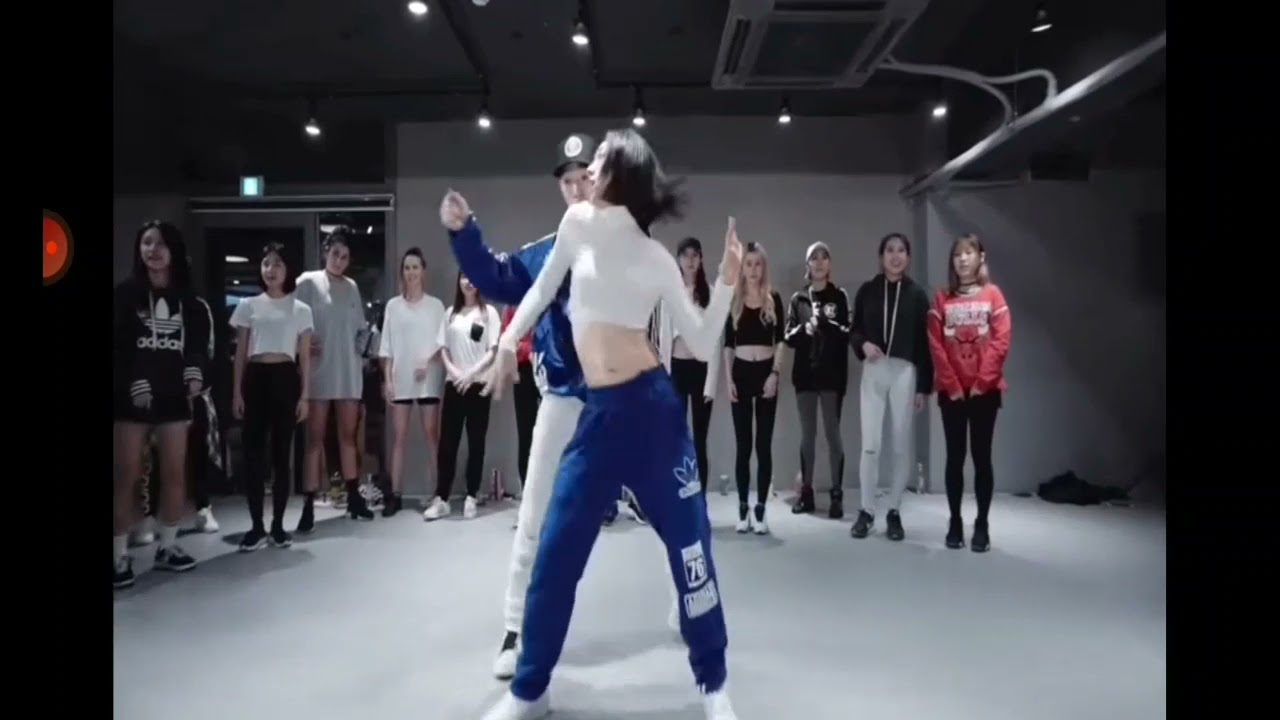 [💃]amor entre dança Jikook taeyoohoseok Namjin outros mais (1/10)